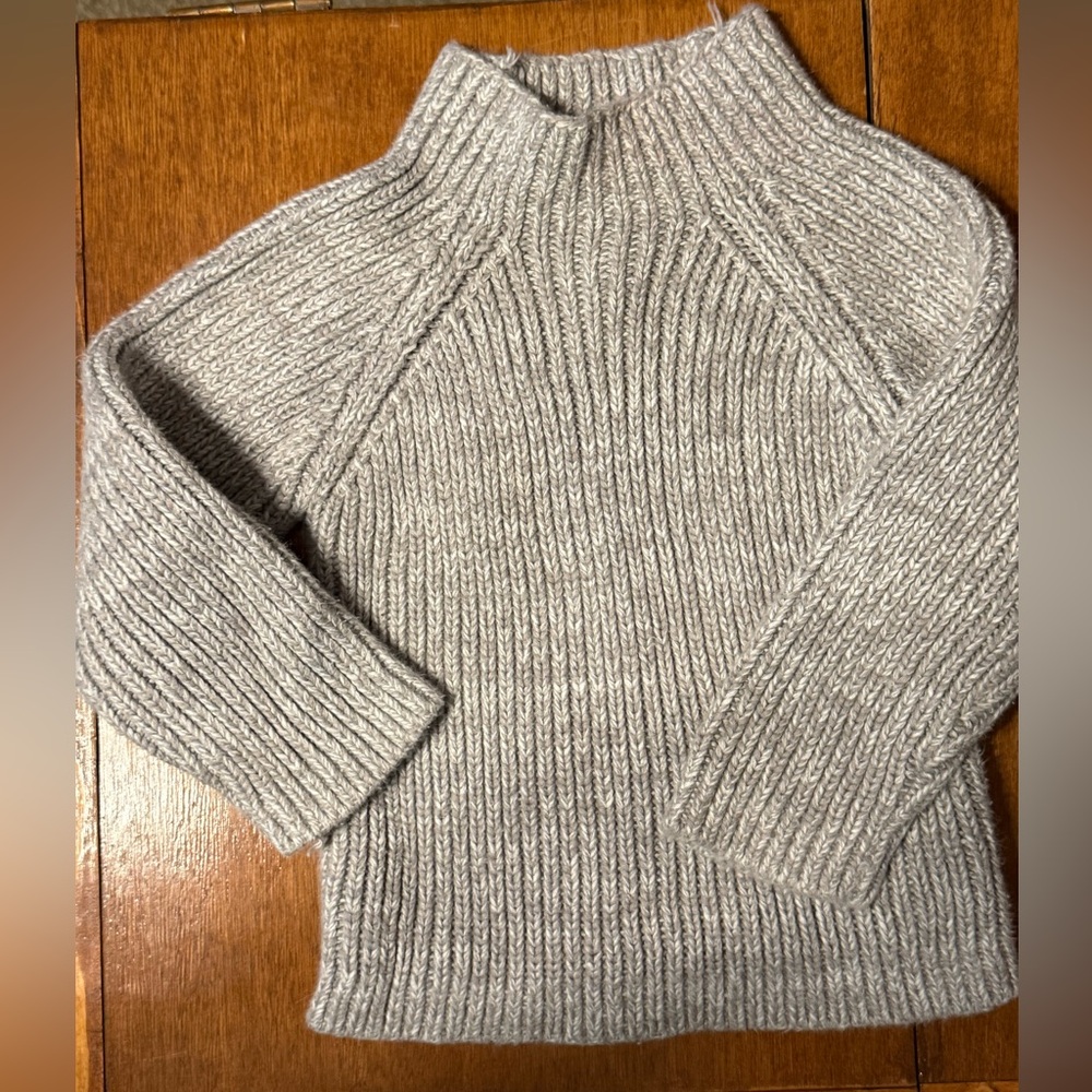 Tea Collection Pima cotton Nepali pullover sweater 2T gray